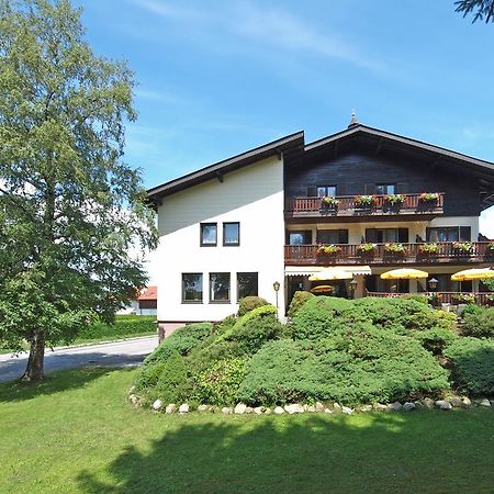 Gaestehaus Lauterbacher Neumarkt am Wallersee Esterno foto