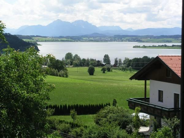 Gaestehaus Lauterbacher Neumarkt am Wallersee Esterno foto